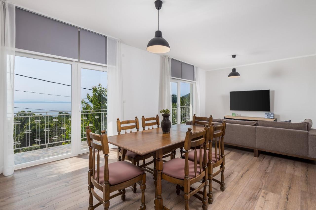 Apartment Div Lovran Buitenkant foto