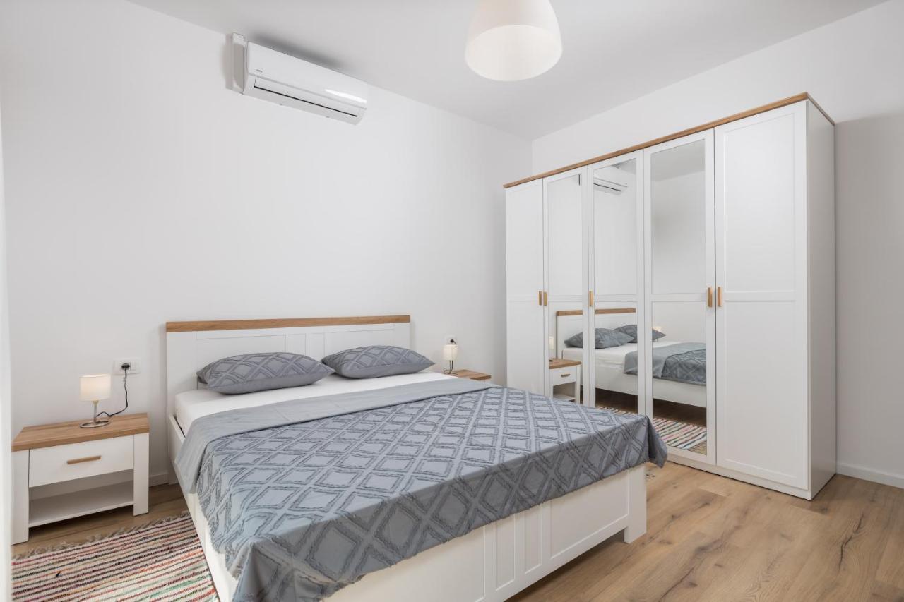 Apartment Div Lovran Buitenkant foto